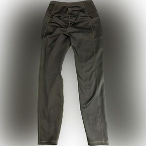 Woman’s Spyder pants like new 🕷️